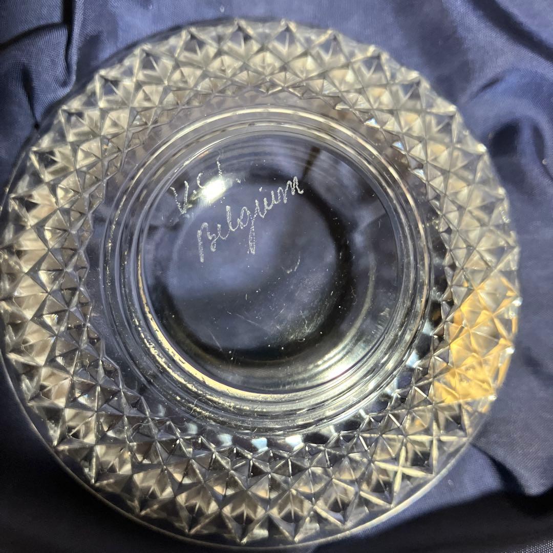 ベルギー王室御用達名門ガラス会社のカッティングガラス盃3点（日本の三ッ