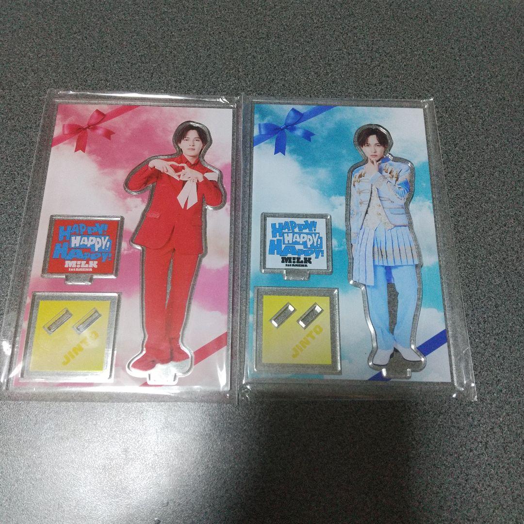 吉田仁人 HAPPY HAPPY HAPPY 赤衣装 アクスタ アクリルスタンド Amazon