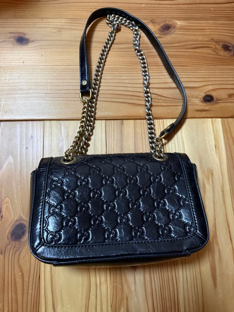 Gucci ブラック レザー ショルダーバッグ