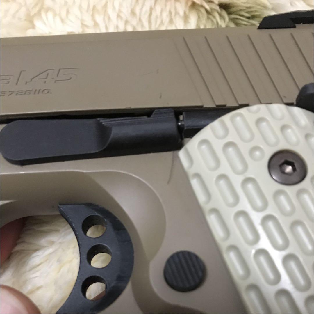 東京マルイ ガスブローバックガン デザートウォーリア