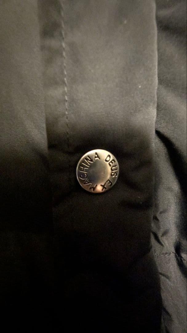 デウス・エクス・マキナ　SUMMIT PUFFER ジャケット 美品