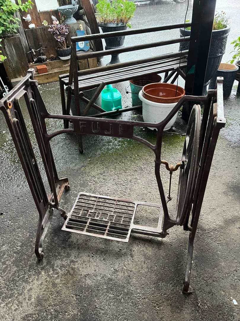 ミシン脚、アイアンテーブル脚、工業用ミシン脚、幅広ミシン脚、フジミシン脚