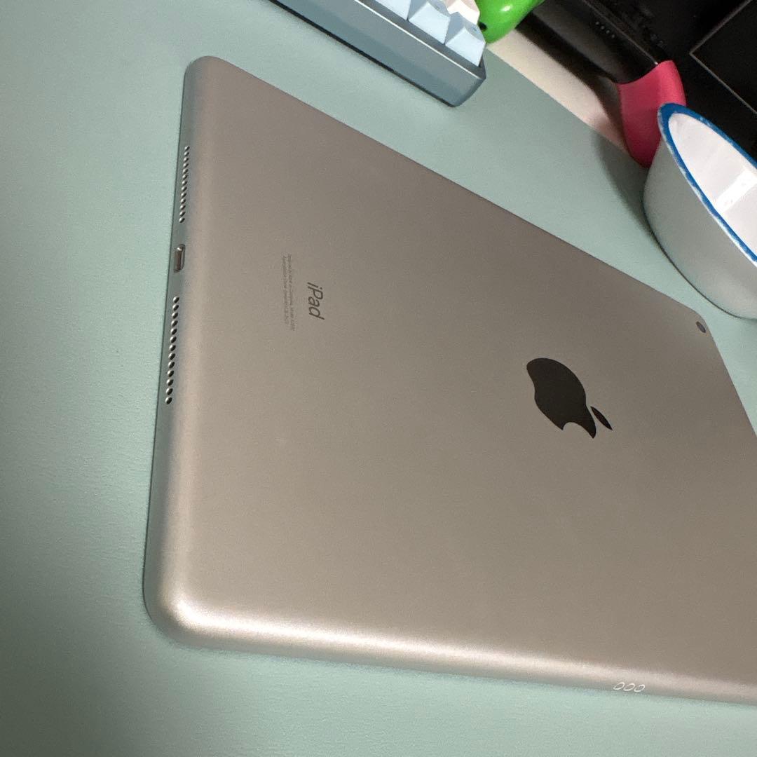 iPad(第9世代)Wi-Fi 64GB Silver