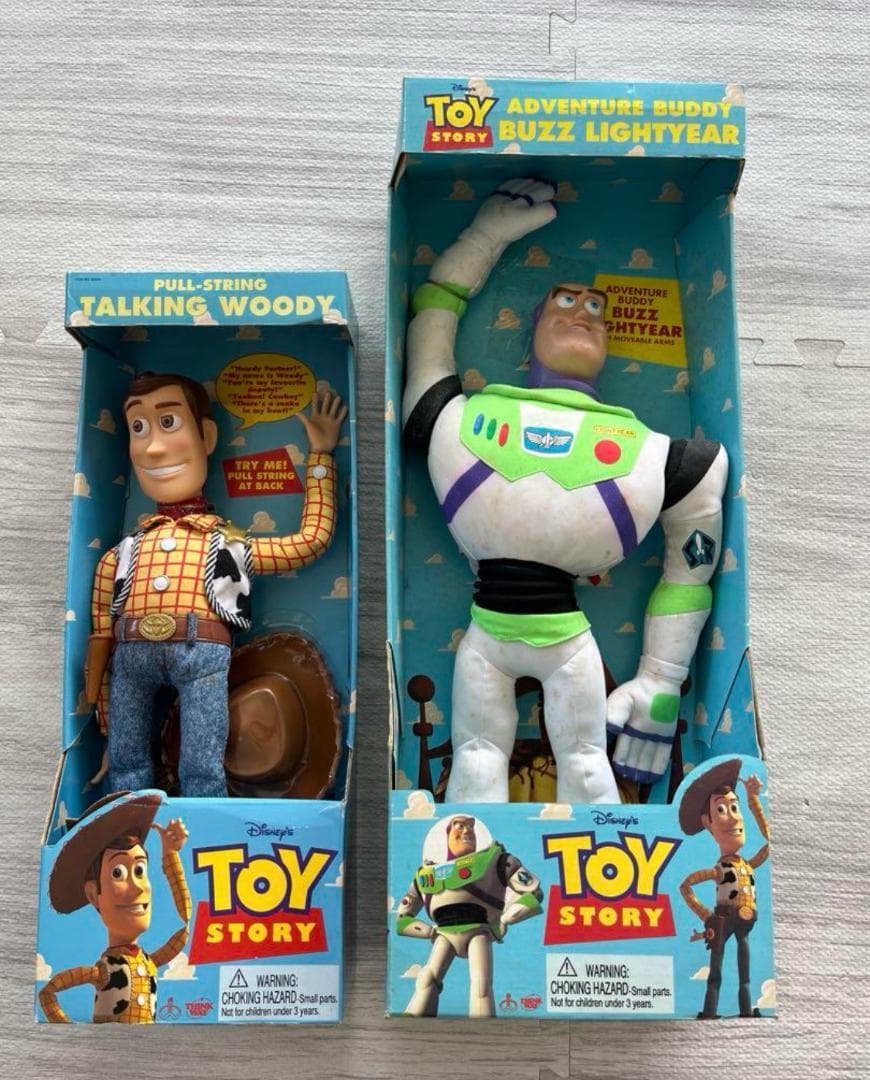 トイストーリー ウッディ フィギュア　バズライトイヤー2個セット90年代 トイストーリー ウッディ フィギュア バズライトイヤー2個セット90年代