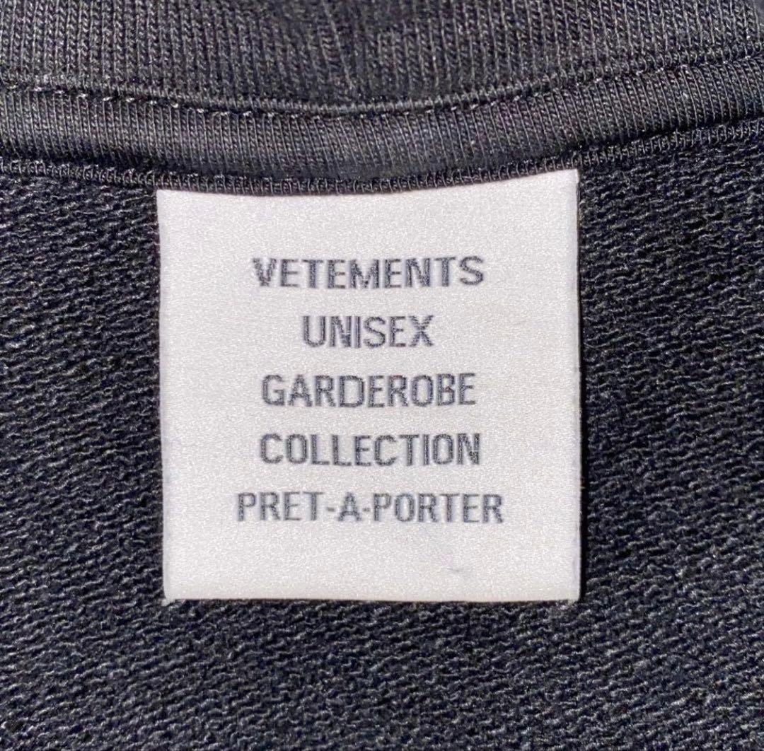 トップス VETEMENTS Logo Embroidery Black Hoodie