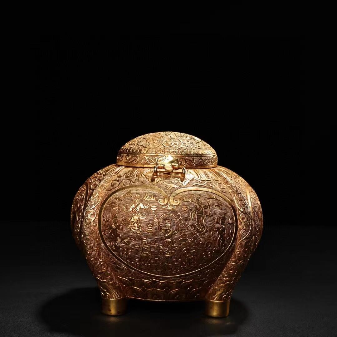 中国古美術・旧蔵銅胎鎏金缶・純銅細密彫・純手作り・高浮彫・茶道具・文房具・木箱付