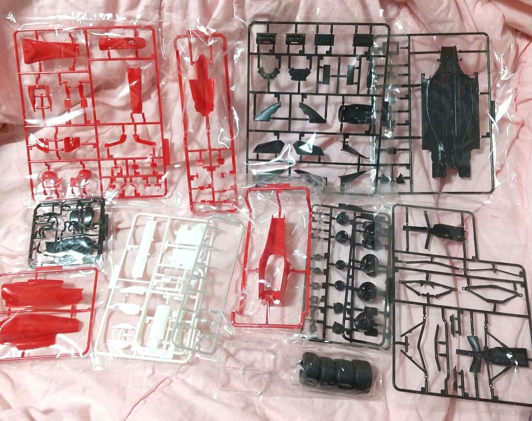 未組立1/20 フジミ フェラーリ F10 (JAPAN GP)プラモデル