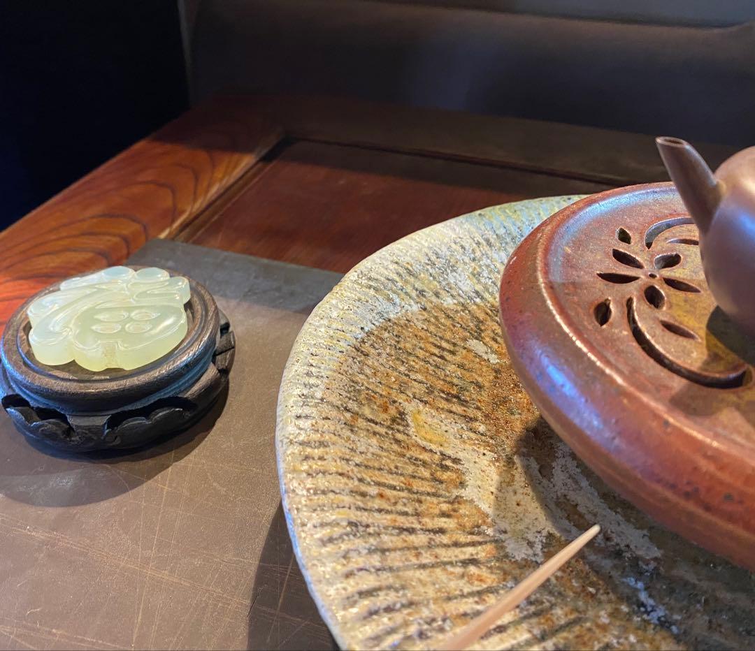 古和田玉 翡翠 鑑賞台付・ヴィンテージ レア ・オブジェ・鼻煙壺