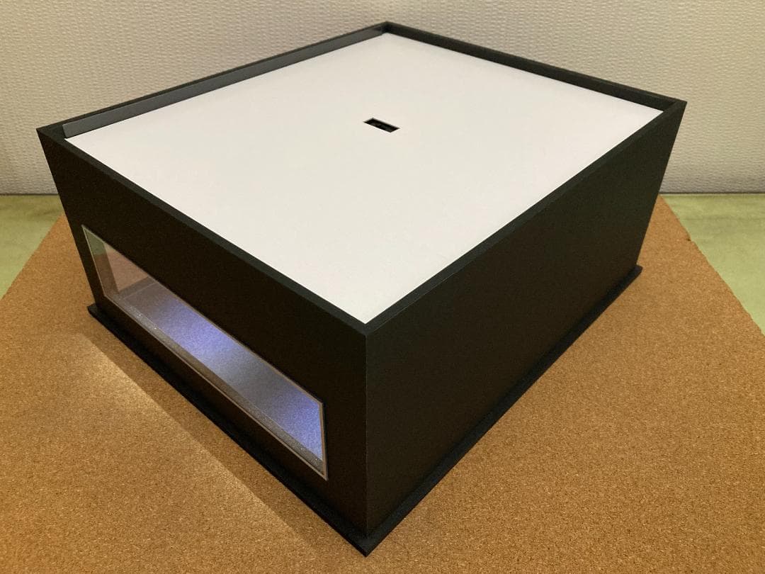 ミニカー用ジオラマ：1/18(1/24)ショールームタイプガレージ／週末SALE