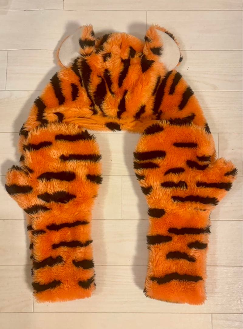 ティガーマフラーファンキャップ - メルカリ