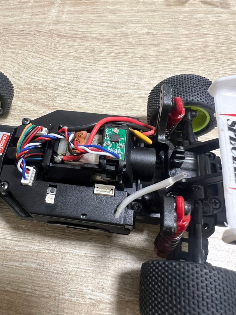 京商　ミニッツ　mini-z Buggy MB-010 Series ラジコン。
