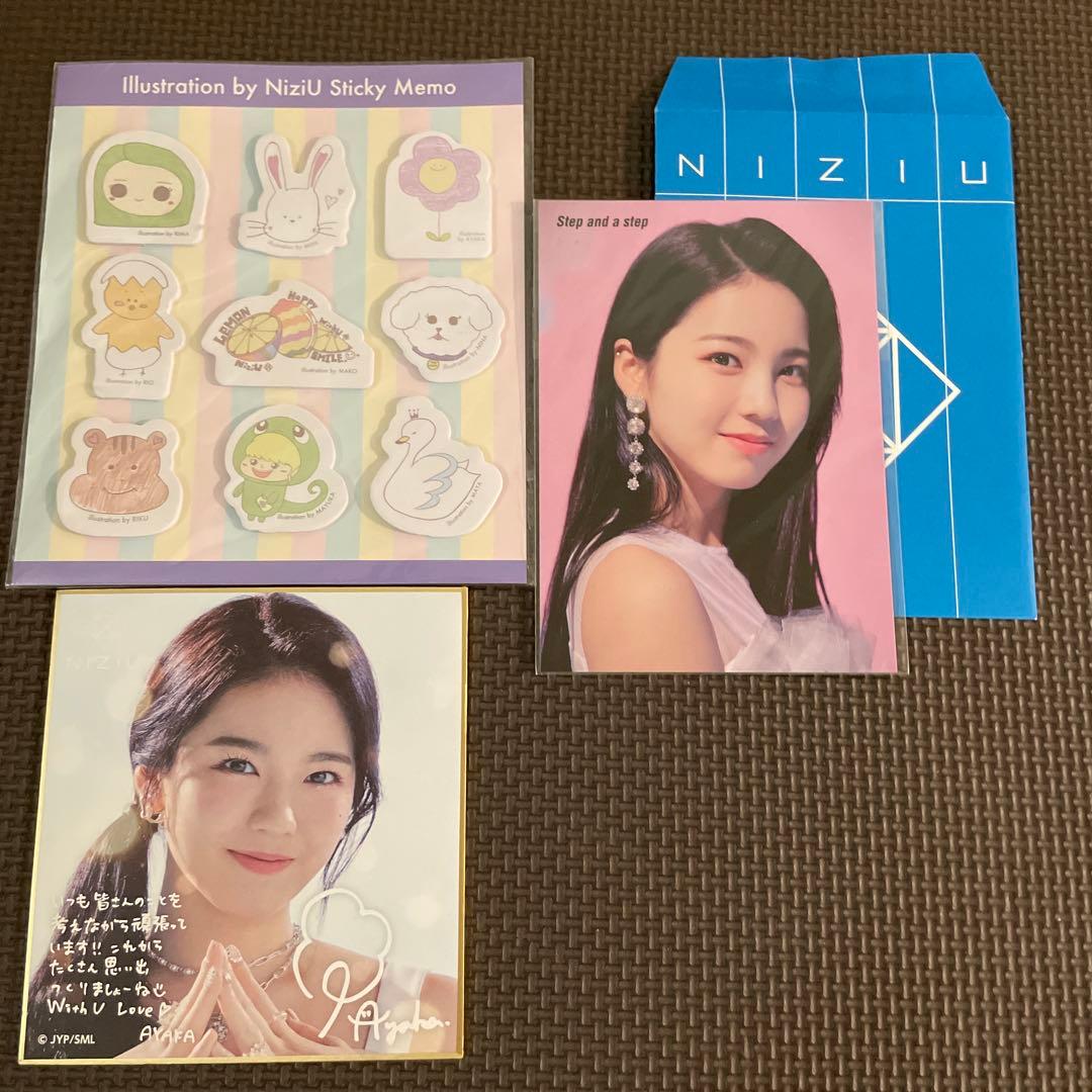 NiziU アヤカ グッズセット - メルカリ