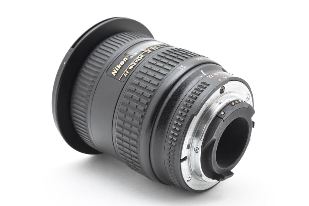Nikon AF 18-35mm f3.5-4.5 D　Kenko　A009