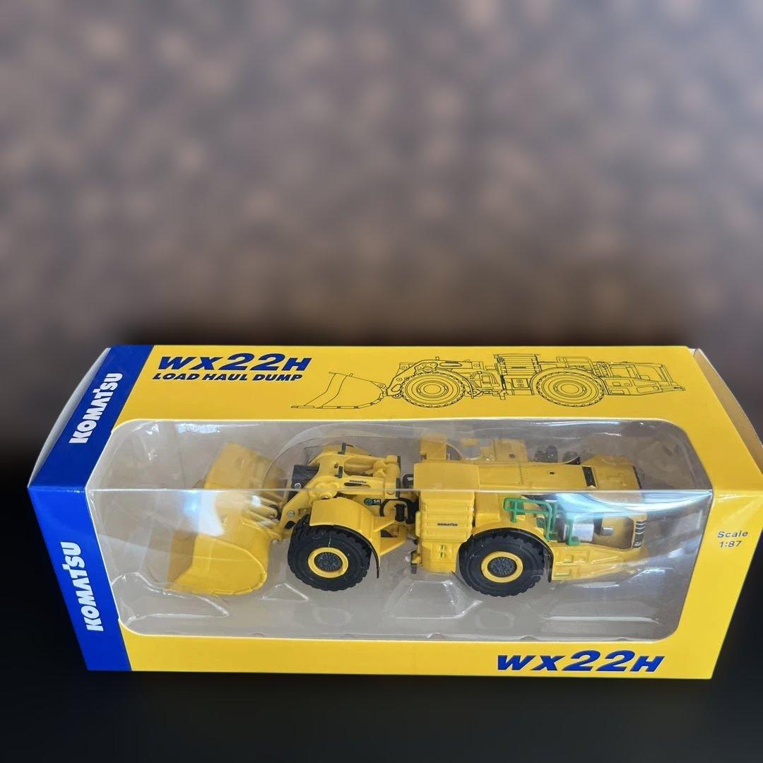 コマツ 建設機械ミニチュア 4点セット