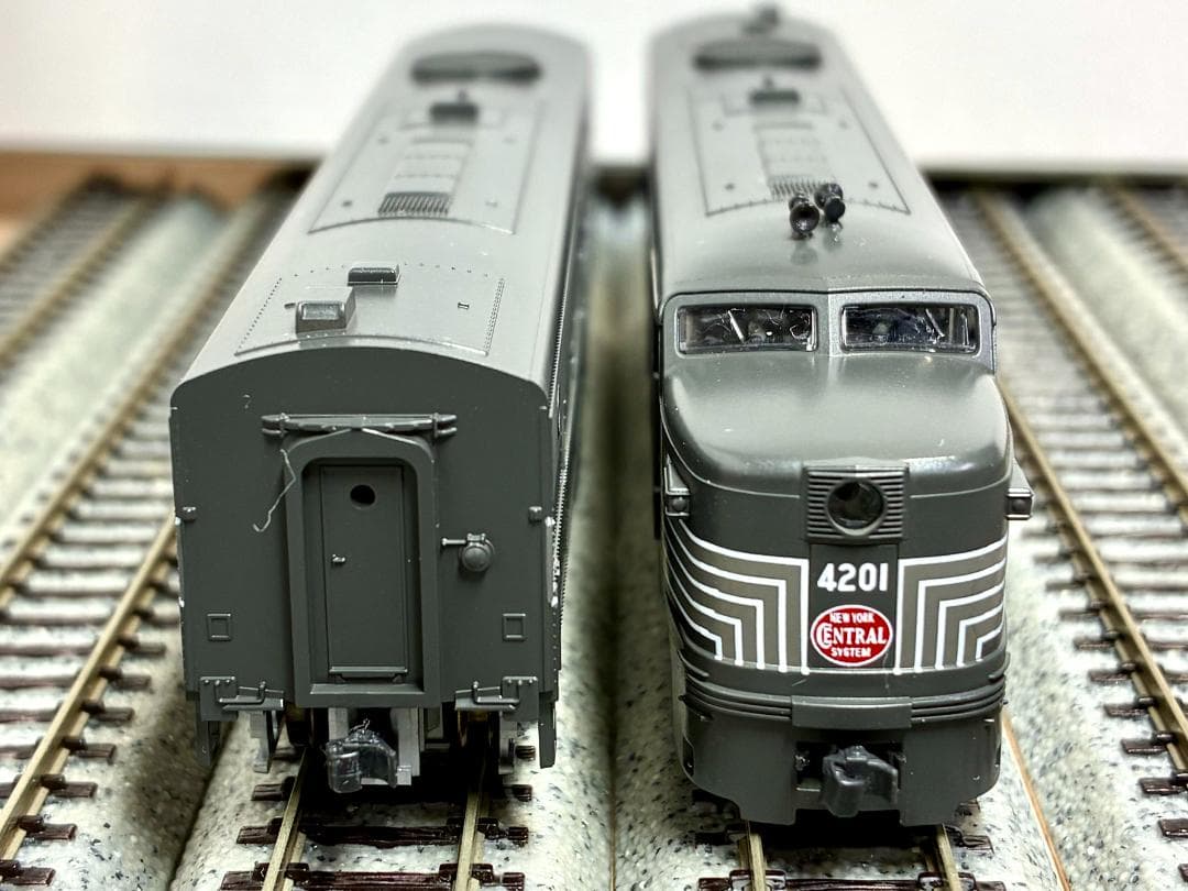 ALCO社 PA-1&PB-2 旅客用大型ディーゼル機関車 2両セット | Shop at