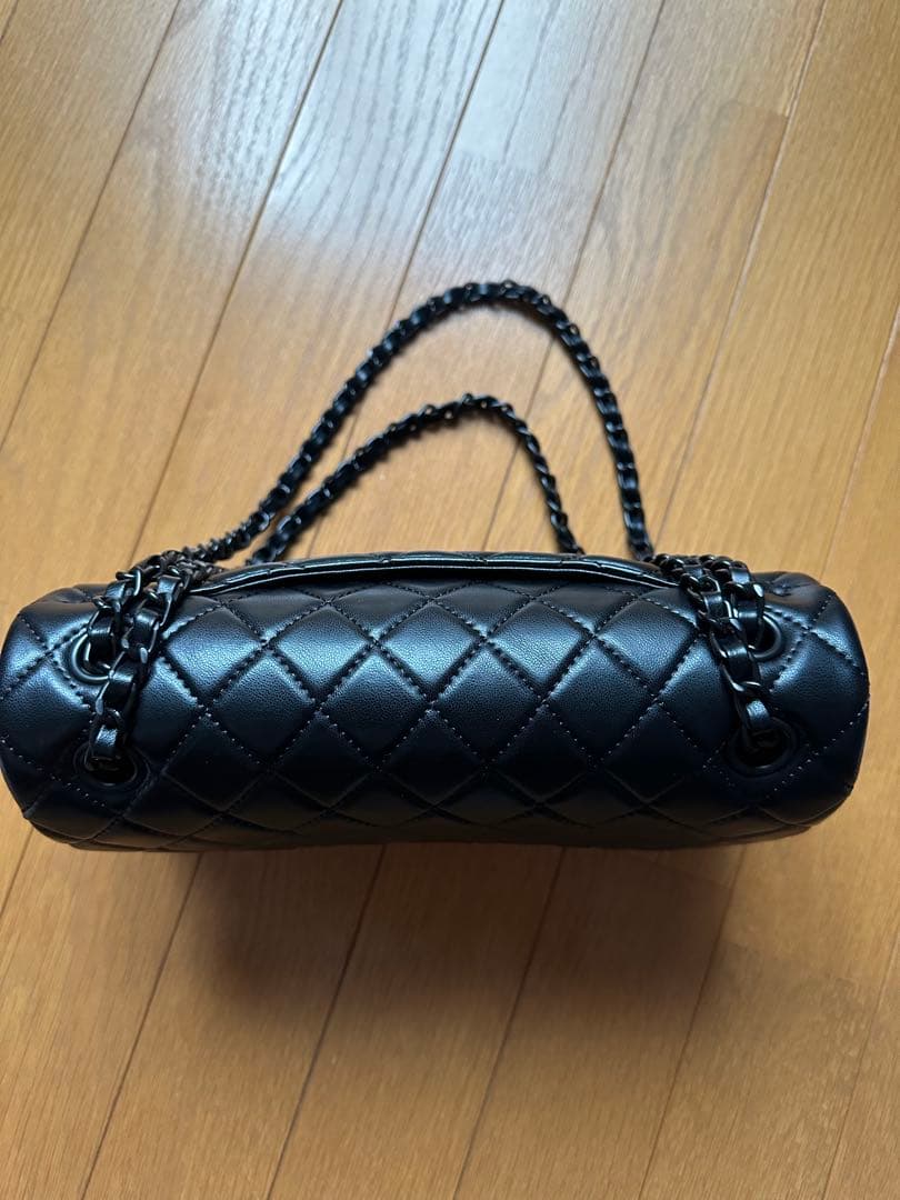 シャネル　ノベルティ　ブラックタイプ　ショルダーバッグ