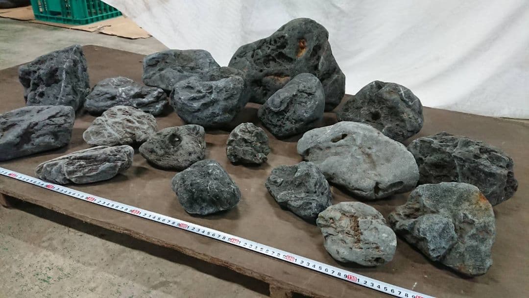 八海山 水無渓谷 八海石(100㎏) オファー 八海山 水無渓谷 八海石(11.1