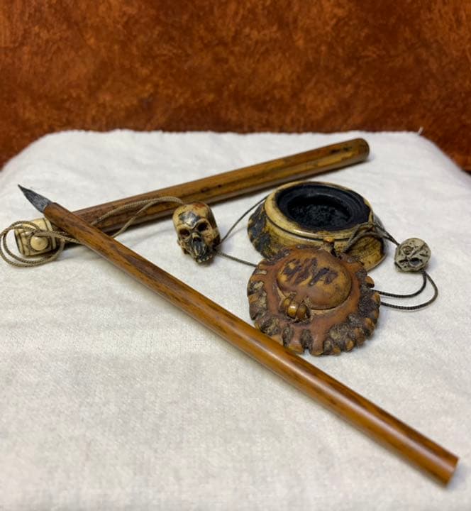 矢立 古物昔の携帯用筆記具 内部に古い墨の残り有竹製