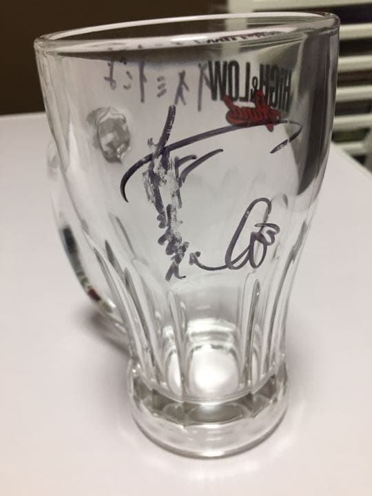 藤井萩花 サイン入りジョッキ - メルカリ