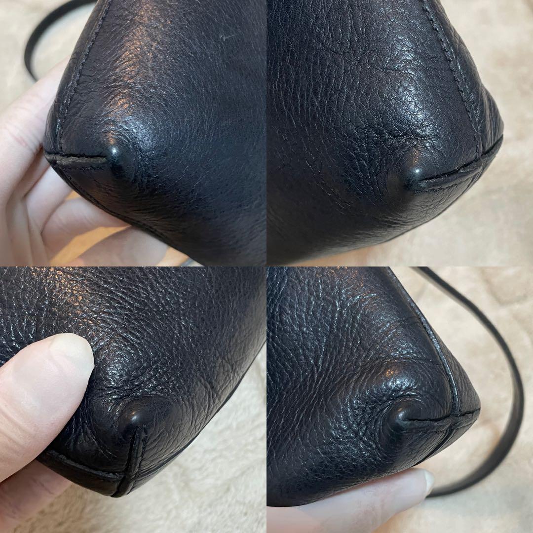 極美品✨イルビゾンテ 現行タグ ショルダーバッグ サコッシュ レザー ブラック