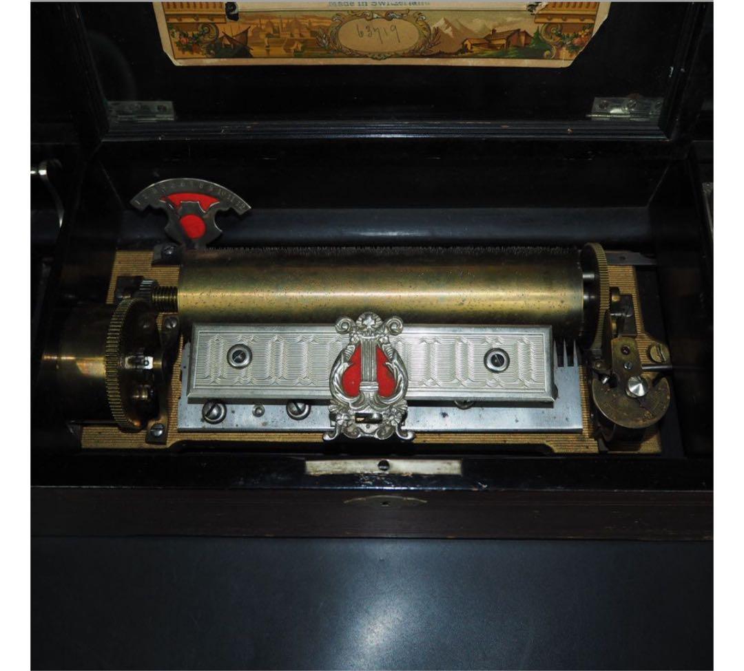 送料無料博物館級19世紀半ば頃スイス製オルゴール 稼働品幅48cm重8.3