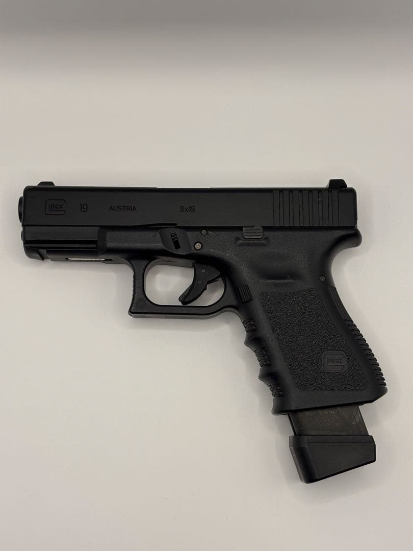 東京マルイGlock 19 マガジン2本付　動作良好