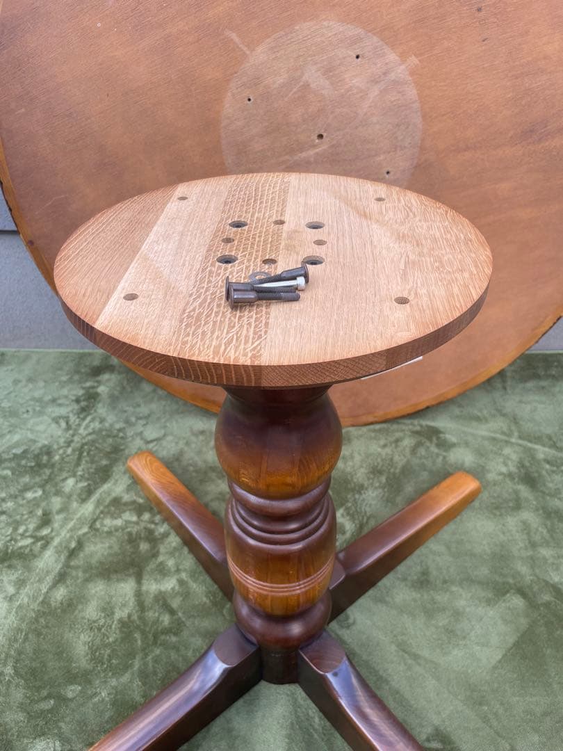 飛騨産業　キツツキマーク　コーヒーテーブル　円卓　ラウンドテーブル　RN