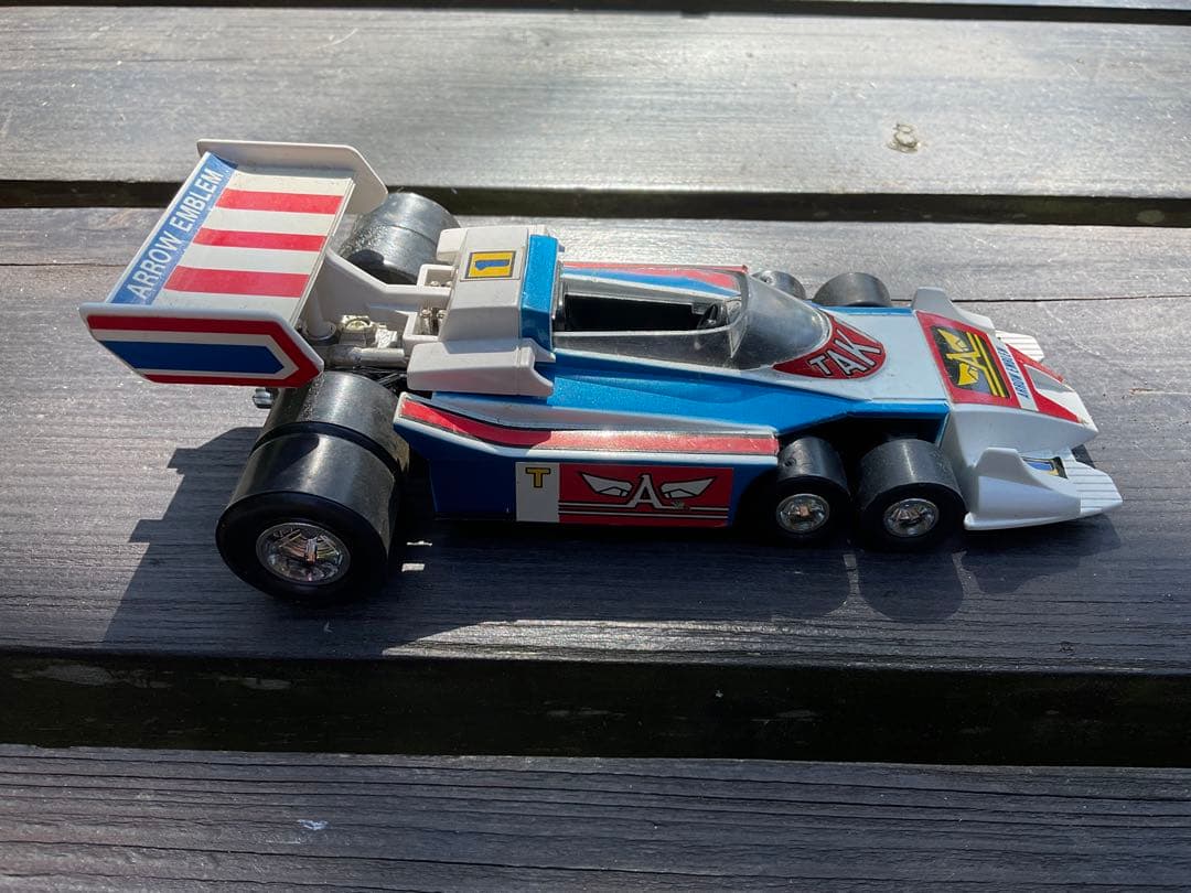 ポピニカ／アローエンブレム・グランプリの鷹。DXトドロキスペシャルBT-37。