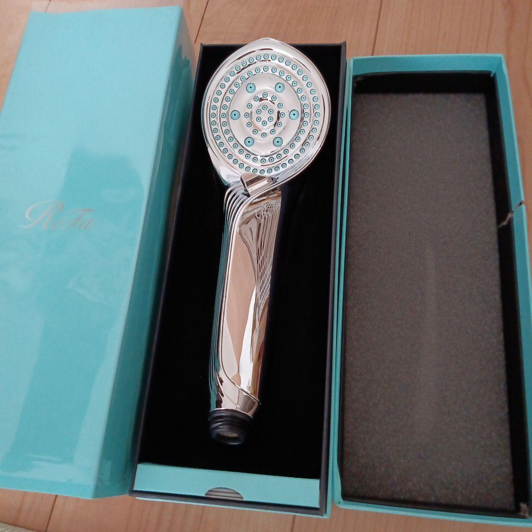 新品　美品　ReFa リファ シャワーヘッド ファインバブルS 4つの水流が選べるReFaのシャワーヘッド「リファファインバブル S