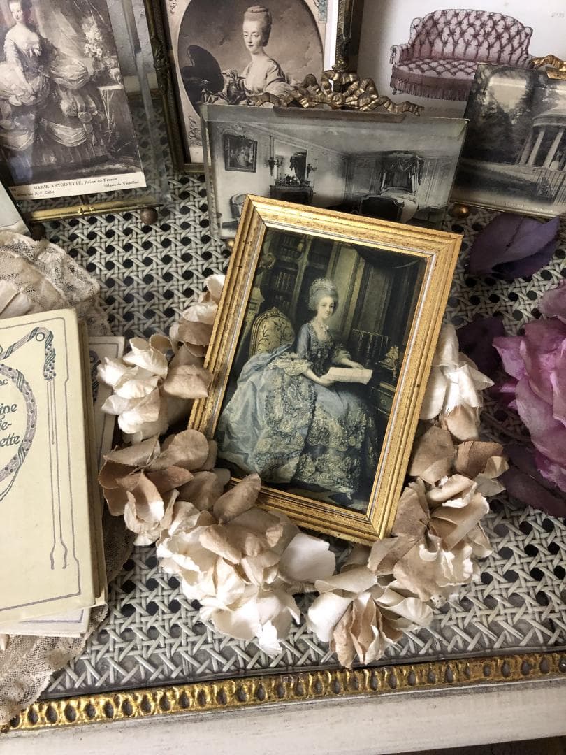 フランスアンティーク マリーアントワネット 額