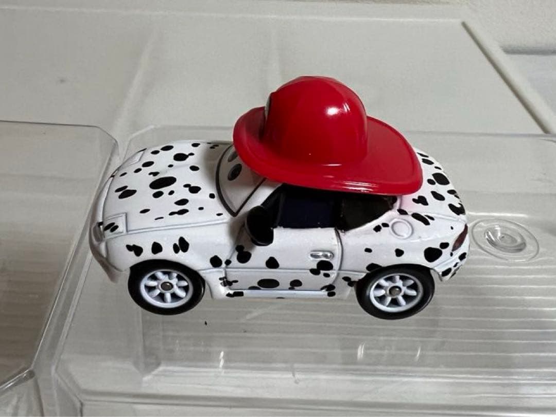 カーズ、マテル、ミニカー、赤い帽子