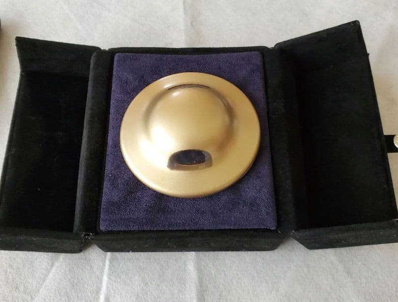 日清カップヌードル 純金K24 UFO 宇宙人 すごいぞU.Tフィギュア - メルカリ