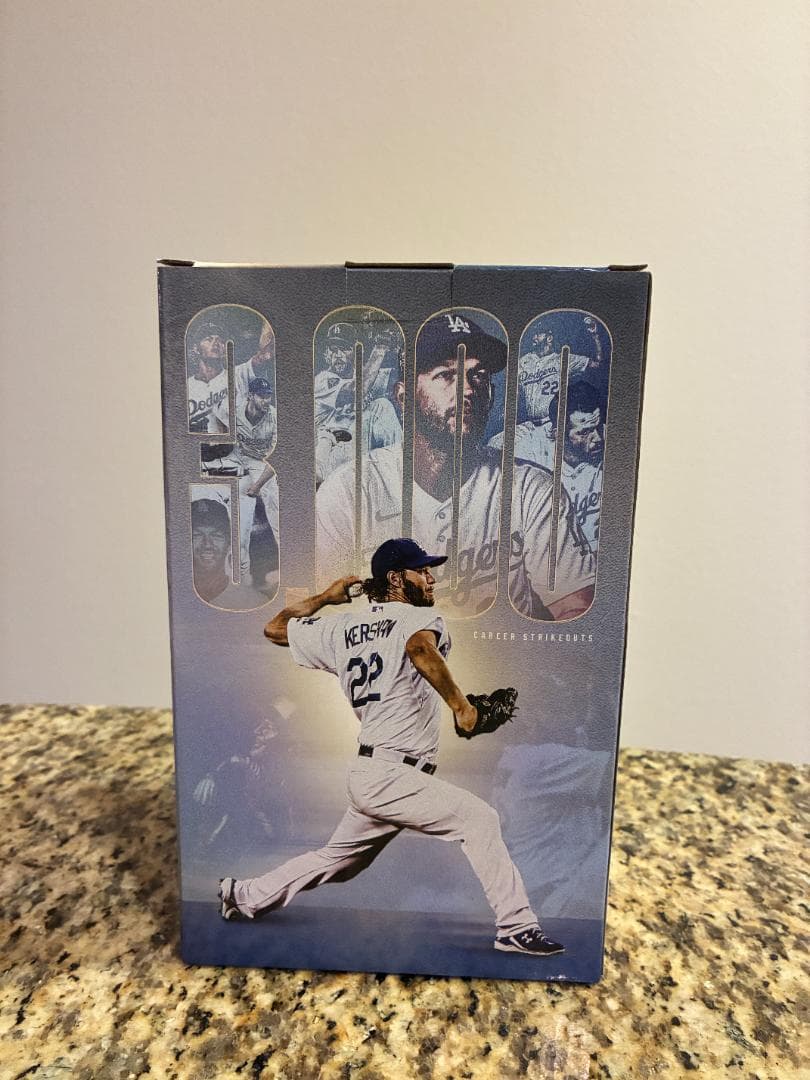 限定ゴールド】カーショー ボブルヘッド 3000奪三振 来場者限定 - メルカリ