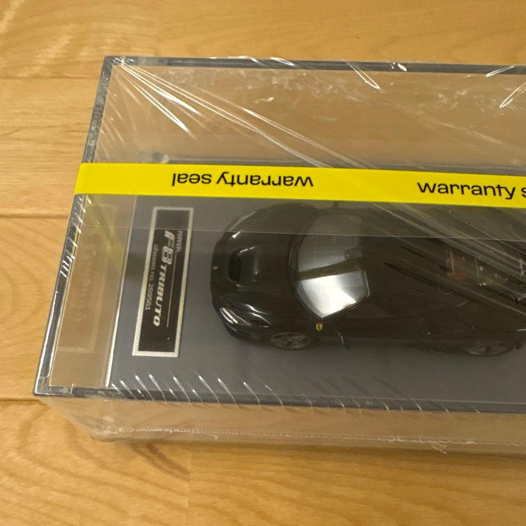 Ferrari F8 Tributo ブラックミニカー　非売品