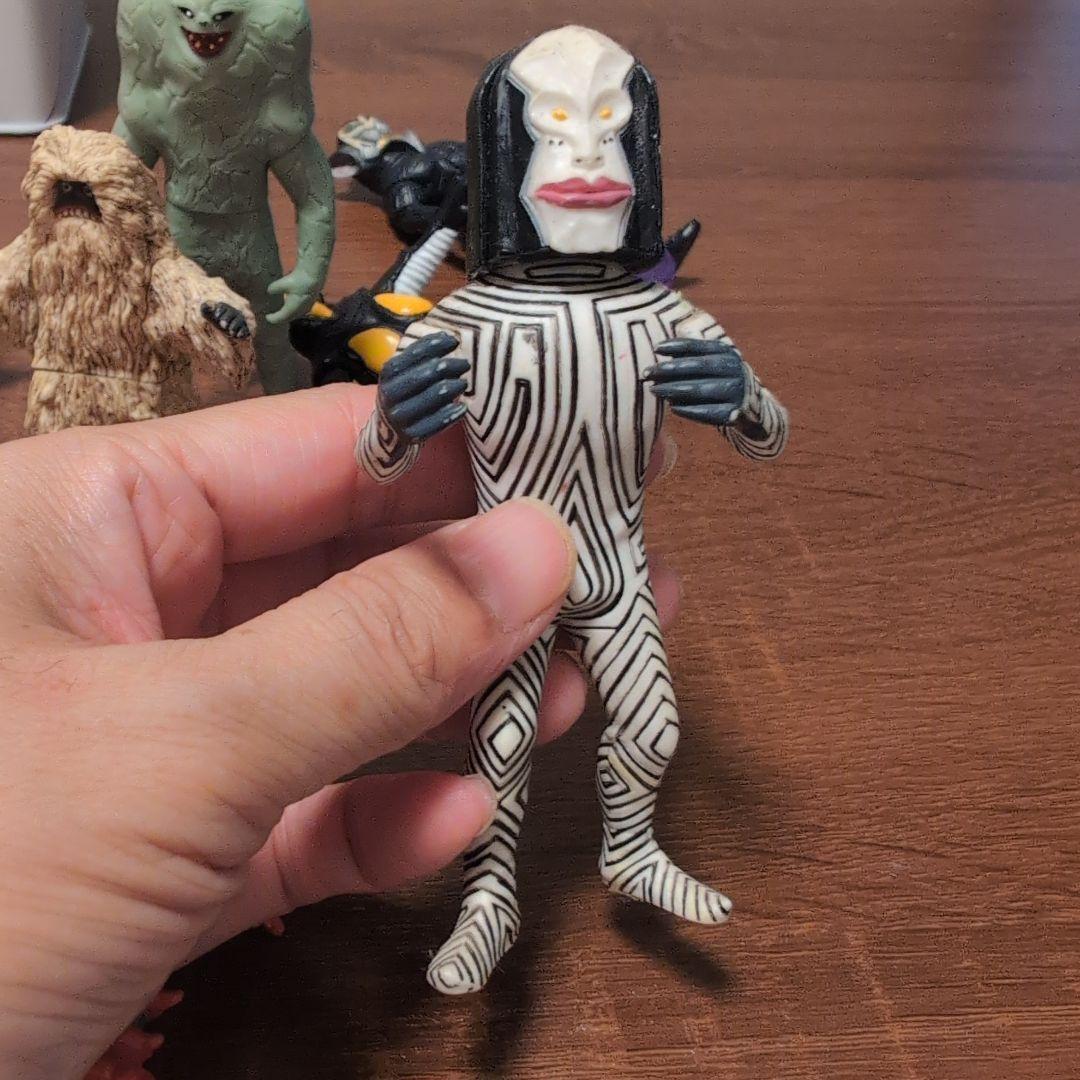 ウルトラマン怪獣フィギュア 13体セット