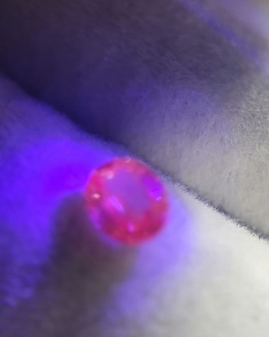 非加熱天然パパラチアサファイア 0.420ct