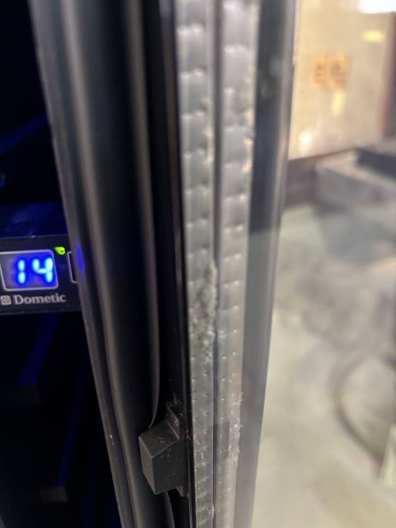 ドメティック　ST7L ワインセラー