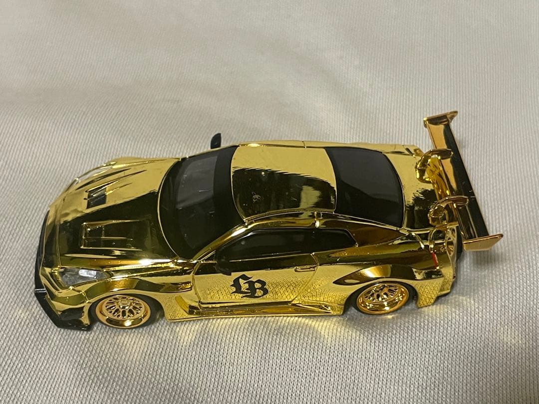 MINI GT NISSAN 35GT-RR Ver.2 ゴールドシリーズ
