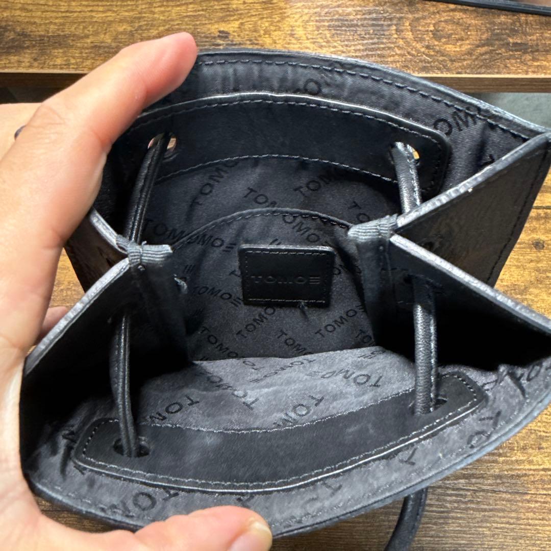 TOMOE ブラックレザー ショルダーバッグ 2WAYショルダーS