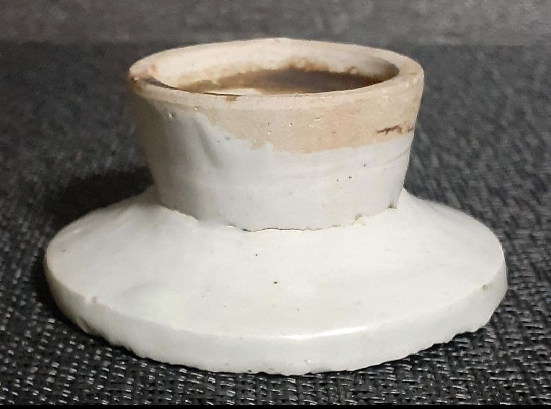 李朝 韓国古美術 韓国古陶磁器 白磁 陽刻浮彫 花文様 高付皿