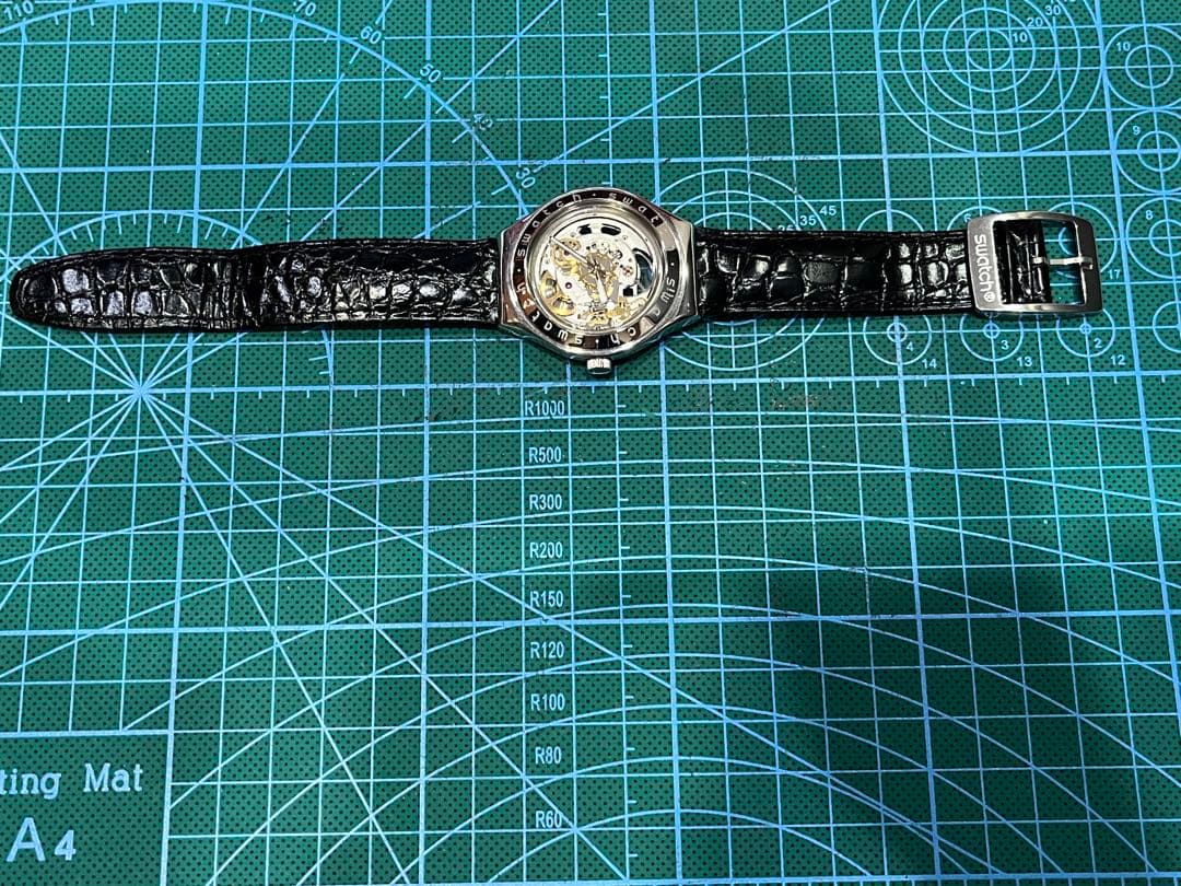 Swatch 自動巻き時計 スケルトン 黒レザー