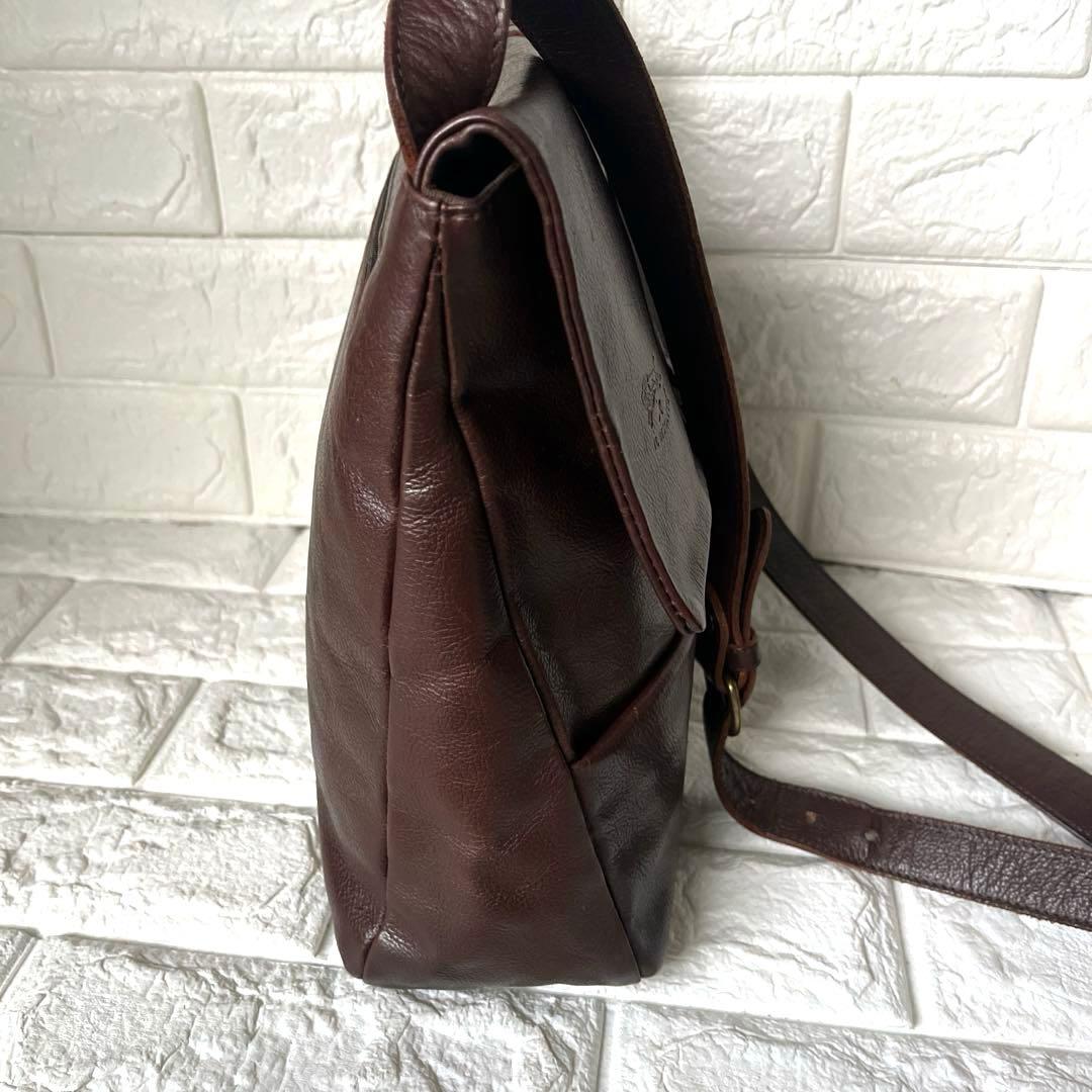 まーイルビゾンテ レザー フラップ ショルダーゴールド金具 ダークブラウン