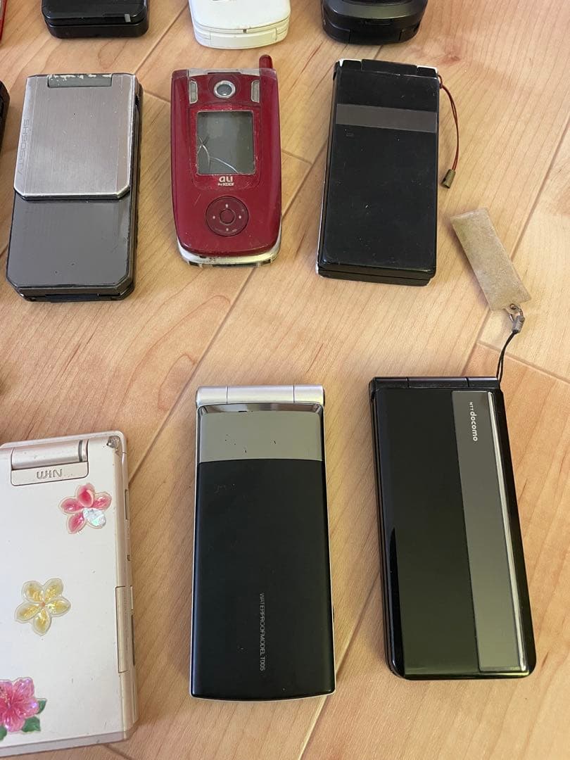 携帯電話まとめ売り30台