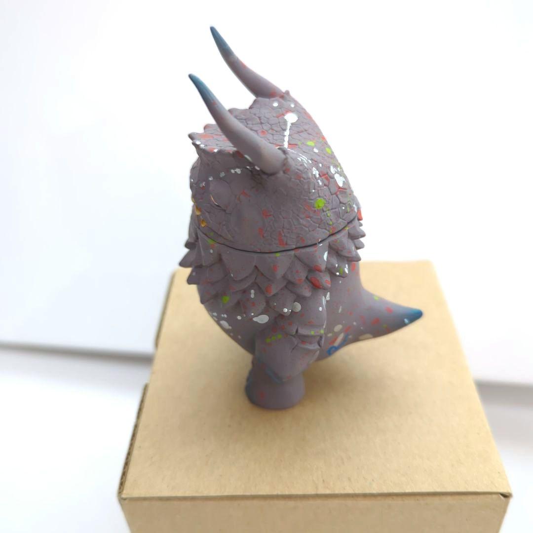 VAG 　POGOLA ポゴラ　アーティストトイ　イベント限定品