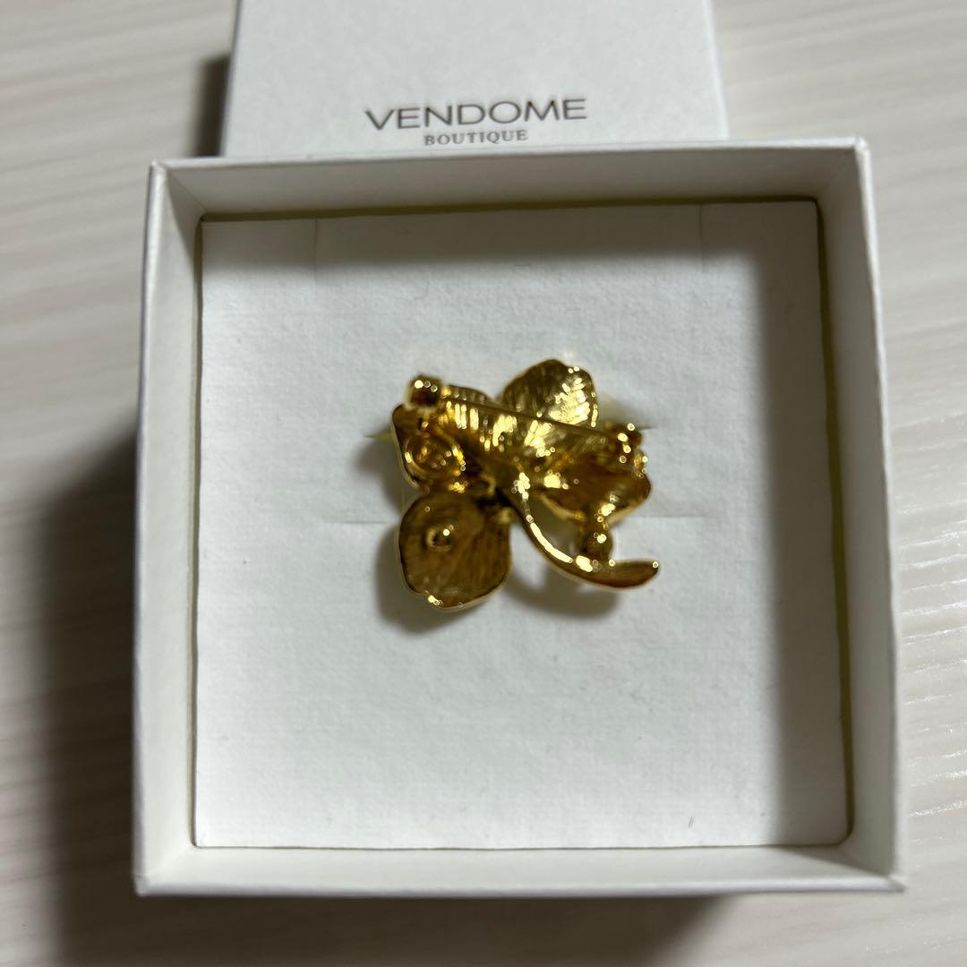 美品 VENDOME boutique クローバー テントウムシ ブローチ
