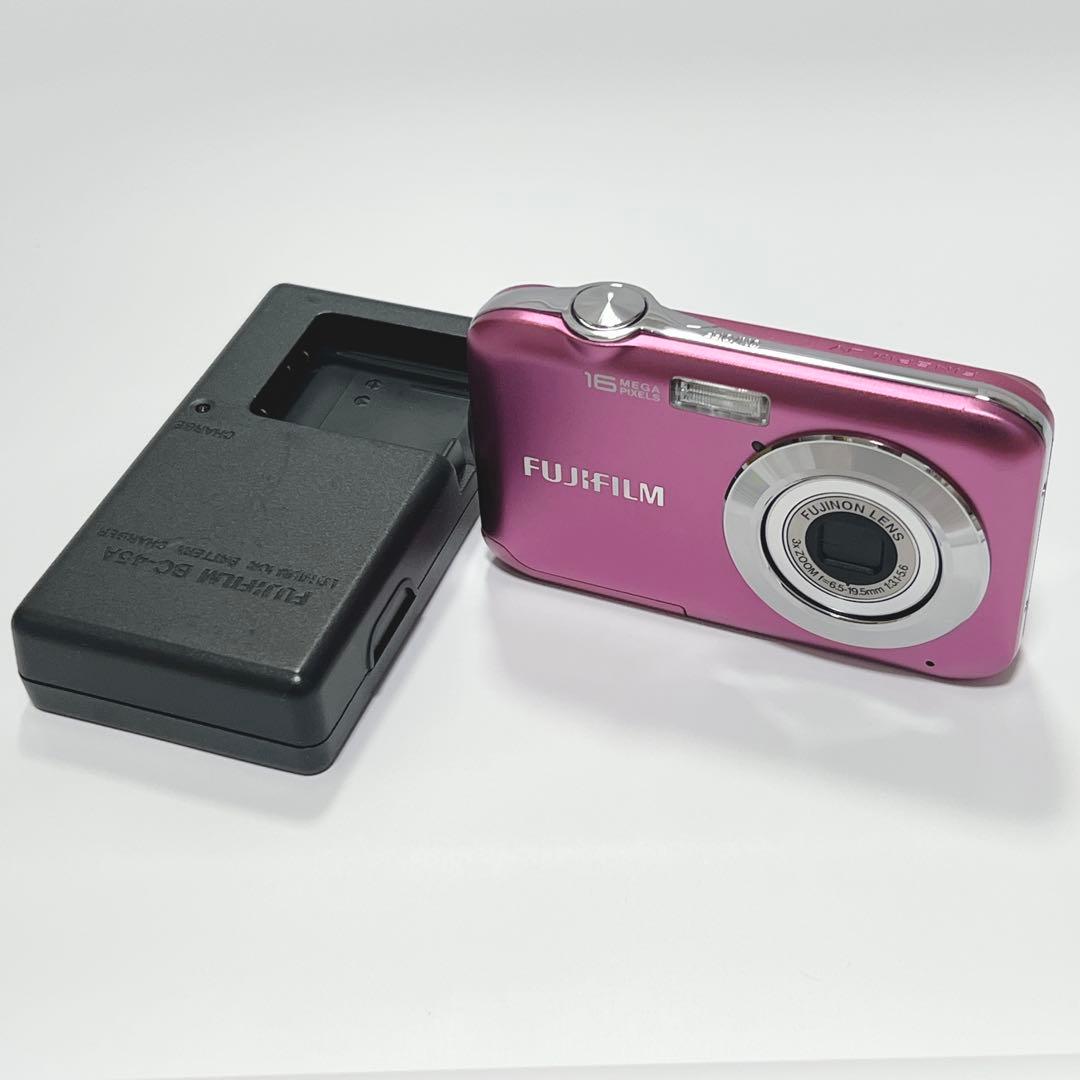 Fujifilm EXR 16メガピクセル コンパクトデジタルカメラ F750？