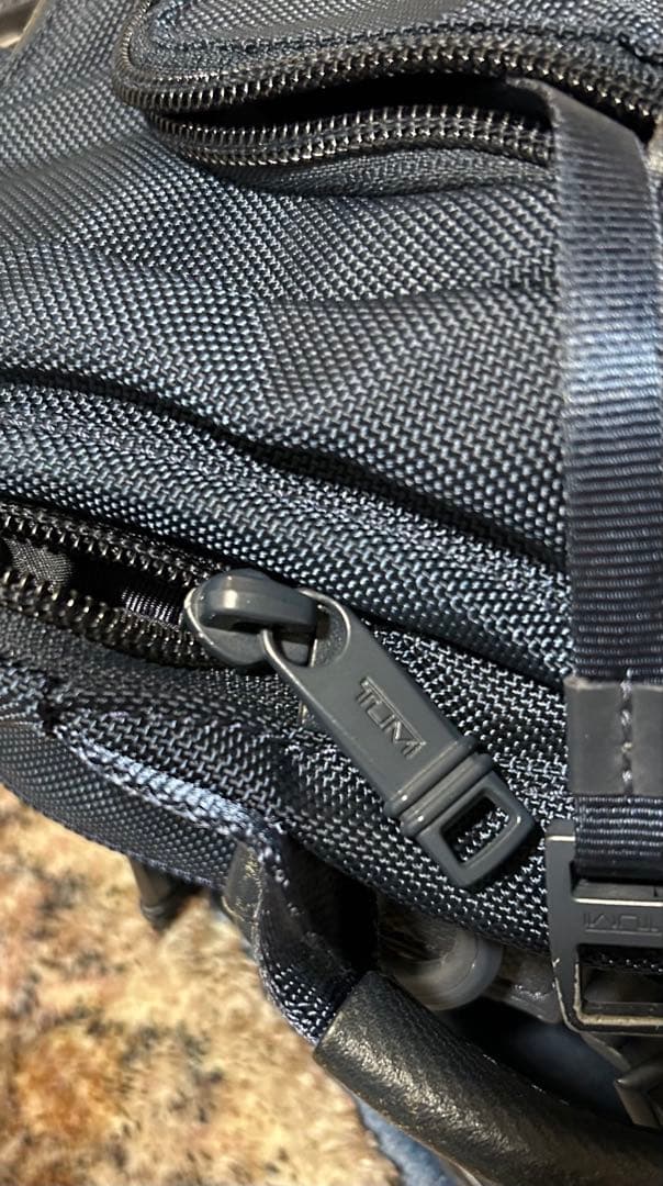 SHIPS別注　TUMI 3WAY ビジネスバッグ ストラップ付き 多機能