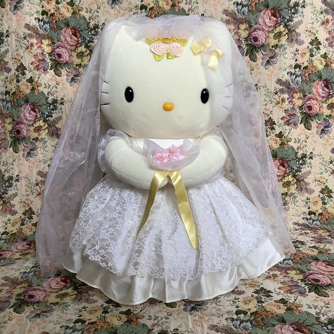 キティ　ウェディング　BIG ぬいぐるみ