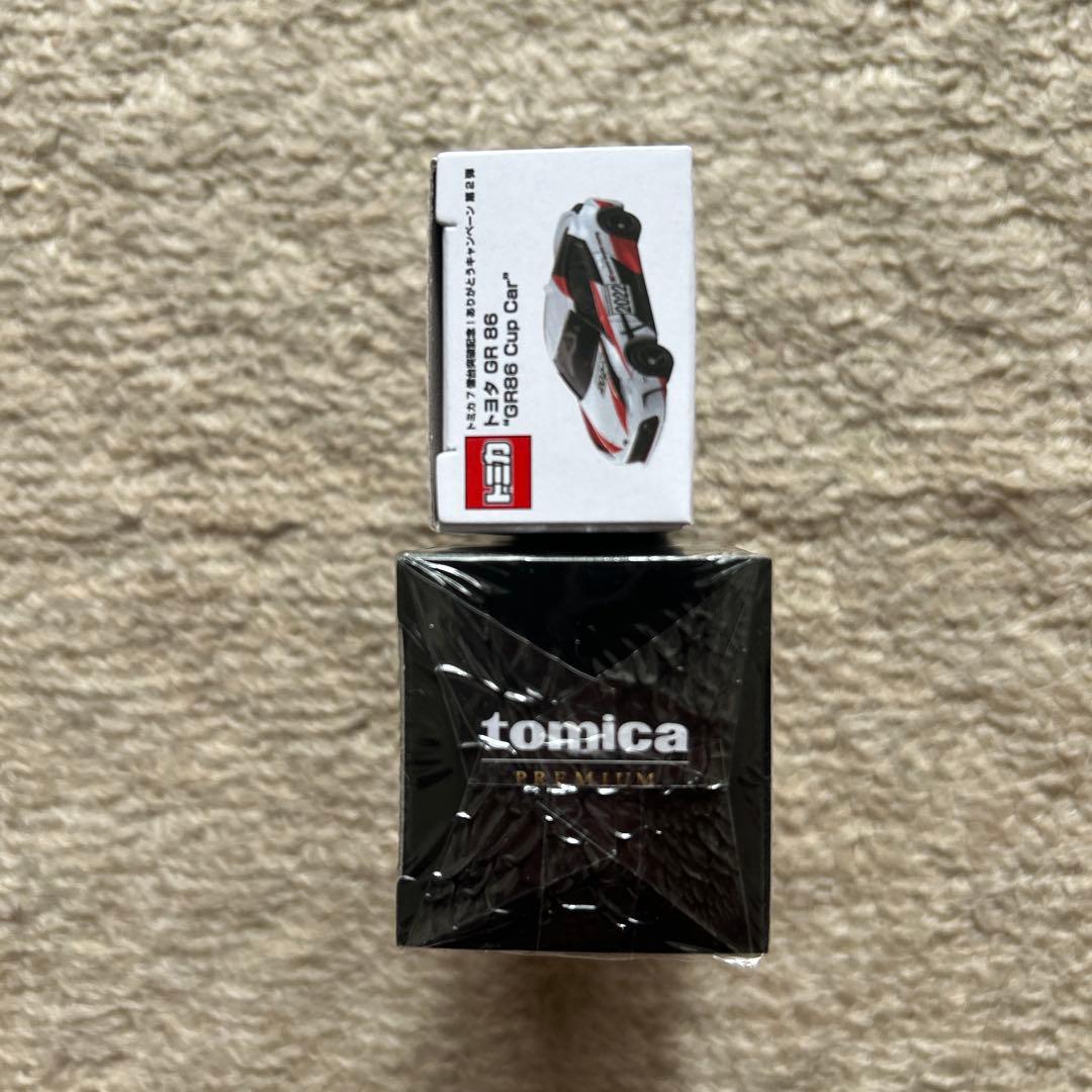 タカラトミー ★ トミカプレミアム10周年記念キャンペーン日産 GT-R他一台