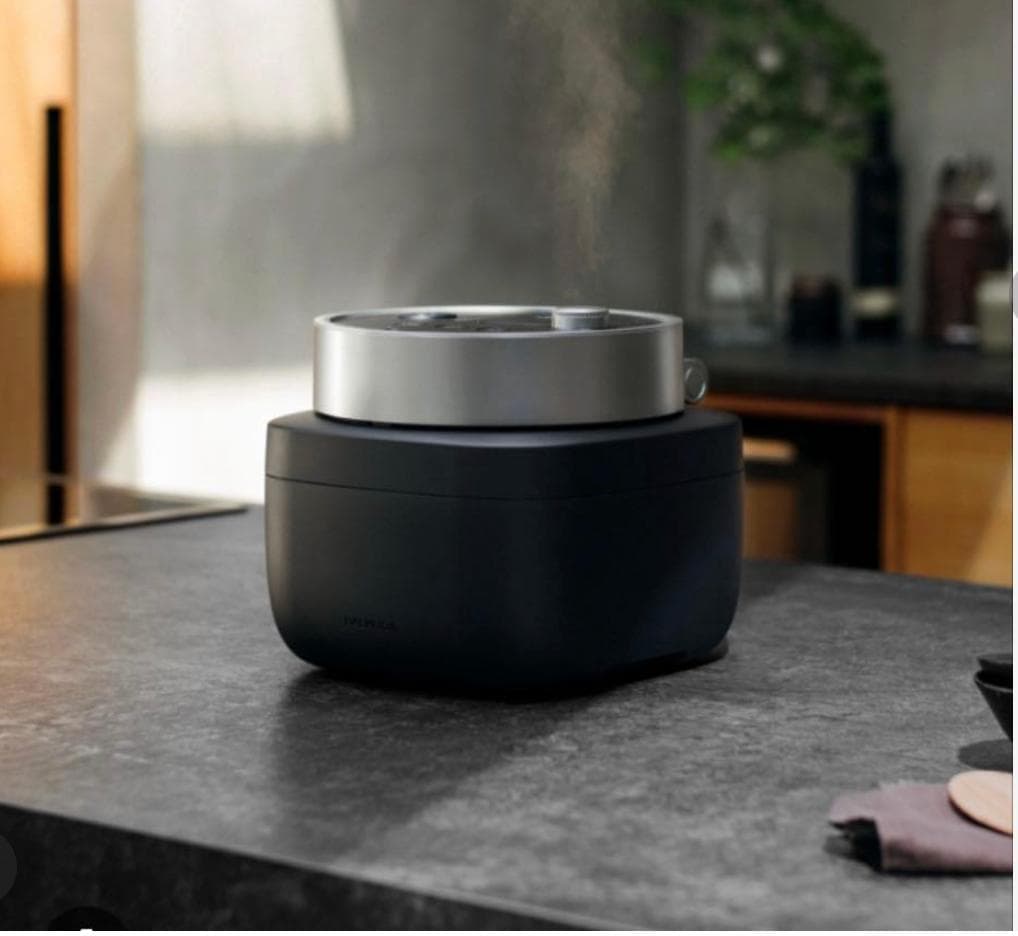 新品BALMUDA The Gohan 炊飯器 ブラック バルミューダ 炊飯器 The Gohan 3合炊き ブラック K08A-BK(ブラック